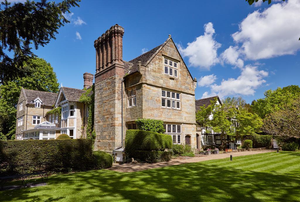 Ockenden Manor Hotel & Spa Cuckfield Exterior foto