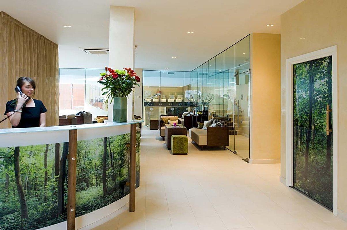 Ockenden Manor Hotel & Spa Cuckfield Exterior foto